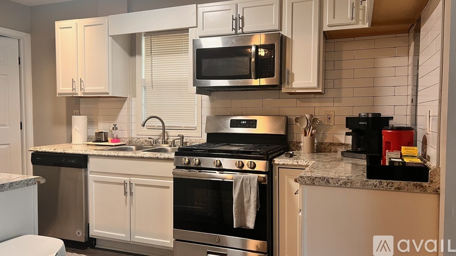151 Sewanee Avenue Northwest 2 Beds Single Family Home for Rent - Photo gallery 2