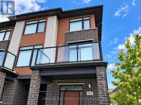 143 - 3260 SINGLETON AVENUE 4 Beds Apartment for Rent