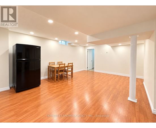 BASEMENT - 17 FERNCLIFFE CRESCENT 2 Beds House for Rent - Photo gallery 3