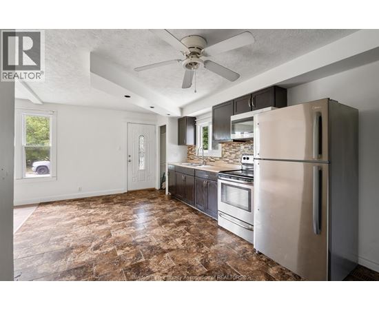 1122 ST. LUKE 2 Beds House for Rent - Photo gallery 5