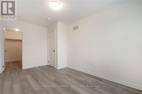 39 - 305 GARNER ROAD 2 Beds Apartment for Rent