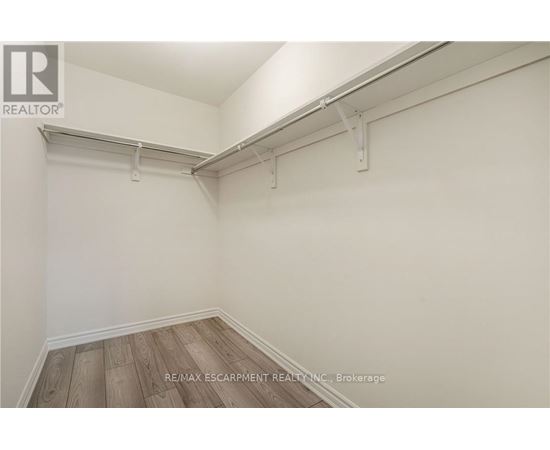 39 - 305 GARNER ROAD 2 Beds Home, Townhouse for Rent - Photo gallery 5