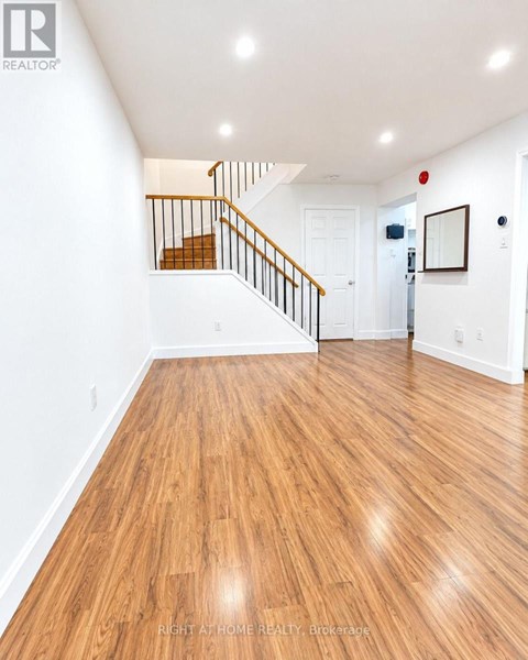 149 - 165 CHEROKEE BOULEVARD 2 Beds Apartment for Rent