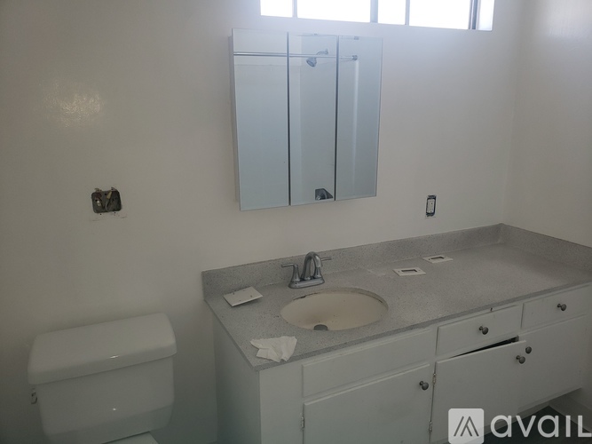 926 N Ardmore Ave 1 Apartment for Rent - Photo gallery 3