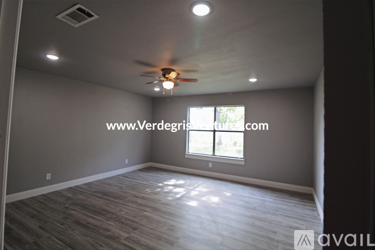 3420 Kenwood Ave 3 Beds Single Family Home for Rent - Photo gallery 4