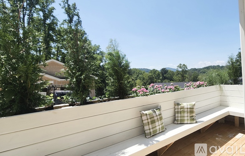 140 Northbend Drive 3 Beds Single Family Home for Rent - Photo gallery 3