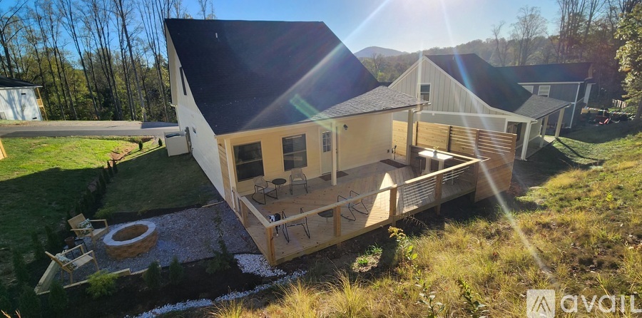 140 Northbend Drive 3 Beds Single Family Home for Rent - Photo gallery 5