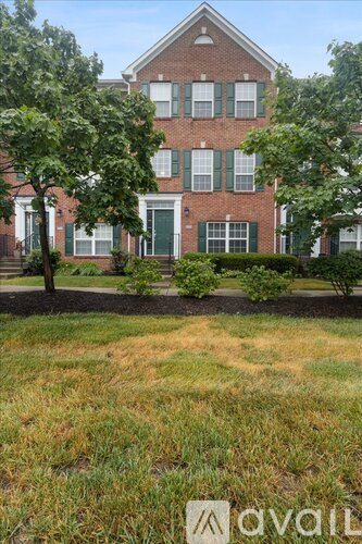 13310 West Golden Gate Drive 4 Beds Townhouse for Rent - Photo gallery 1