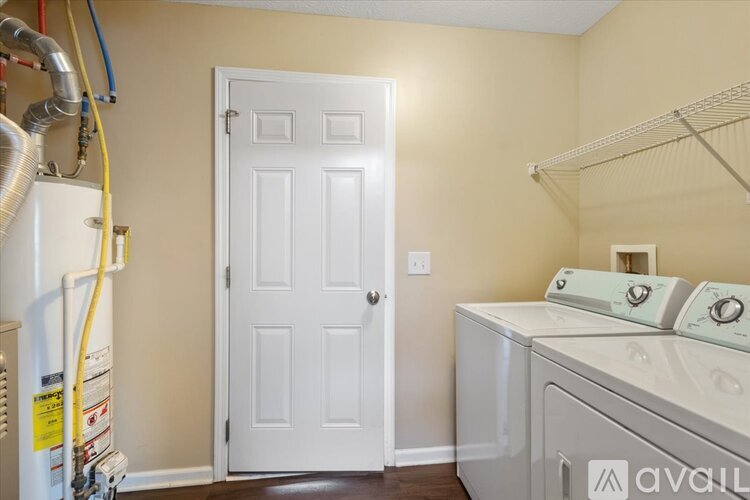 13310 West Golden Gate Drive 4 Beds Townhouse for Rent - Photo gallery 4