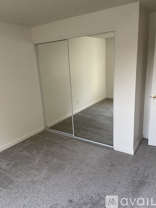 12150 Southwest Spur Court 2 Beds Apartment for Rent - Photo gallery 2