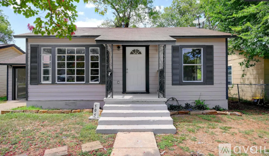 505 Wright Ave 3 Beds Single Family Home for Rent - Photo gallery 3