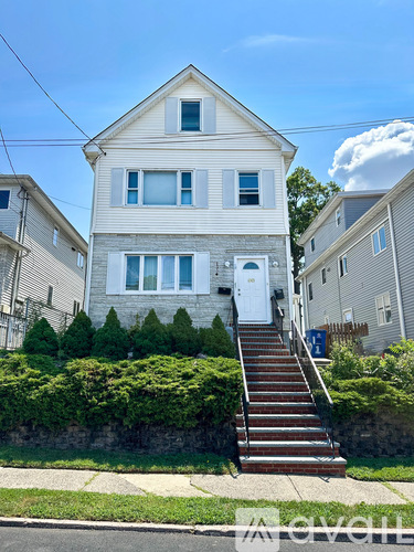 60 Morrissee Avenue 2 Beds Apartment for Rent - Photo gallery 2