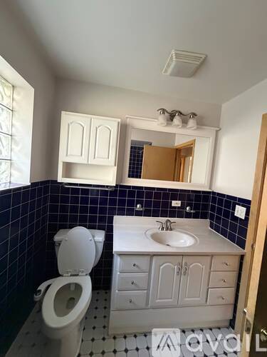 3860 N Oketo Ave 6 Beds Single Family Home for Rent - Photo gallery 3
