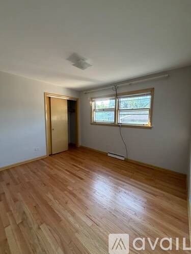 3860 N Oketo Ave 6 Beds Single Family Home for Rent - Photo gallery 5