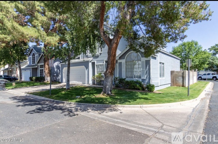 441 S Maple Unit 38 3 Beds Single Family Home for Rent - Photo gallery 3