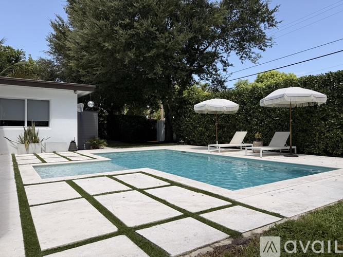 85 Northwest 103rd Street 3 Beds Single Family Home for Rent - Photo gallery 2