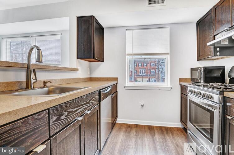 13900 Farnsworth Lane 2 Beds Condo for Rent - Photo gallery 5