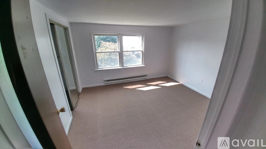 14 North Woodside Avenue 2 Beds Apartment for Rent - Photo gallery 4