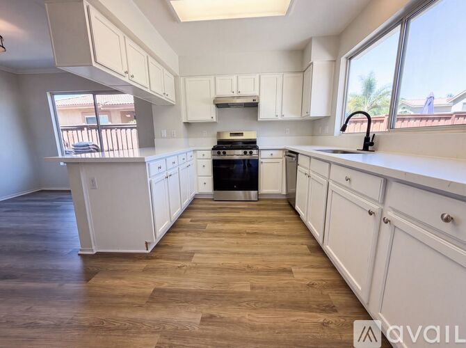 433901 Corte Almeria 3 Beds Single Family Home for Rent - Photo gallery 5