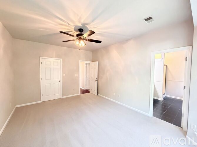 8537 Albury Walk Ln 3 Beds Single Family Home for Rent - Photo gallery 3