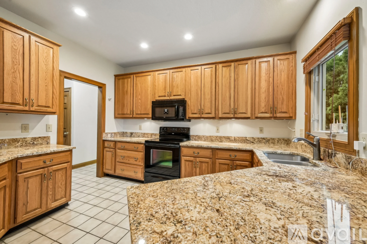 4543 Carrington Way 4 Beds Single Family Home for Rent - Photo gallery 3
