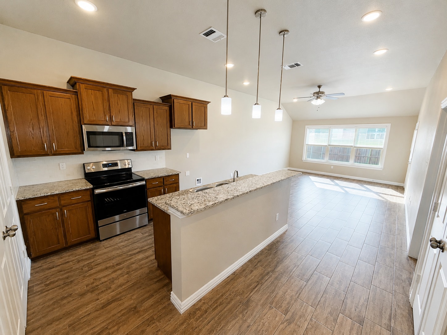 3230 South 13th Street 2 Beds Apartment for Rent - Photo gallery 1