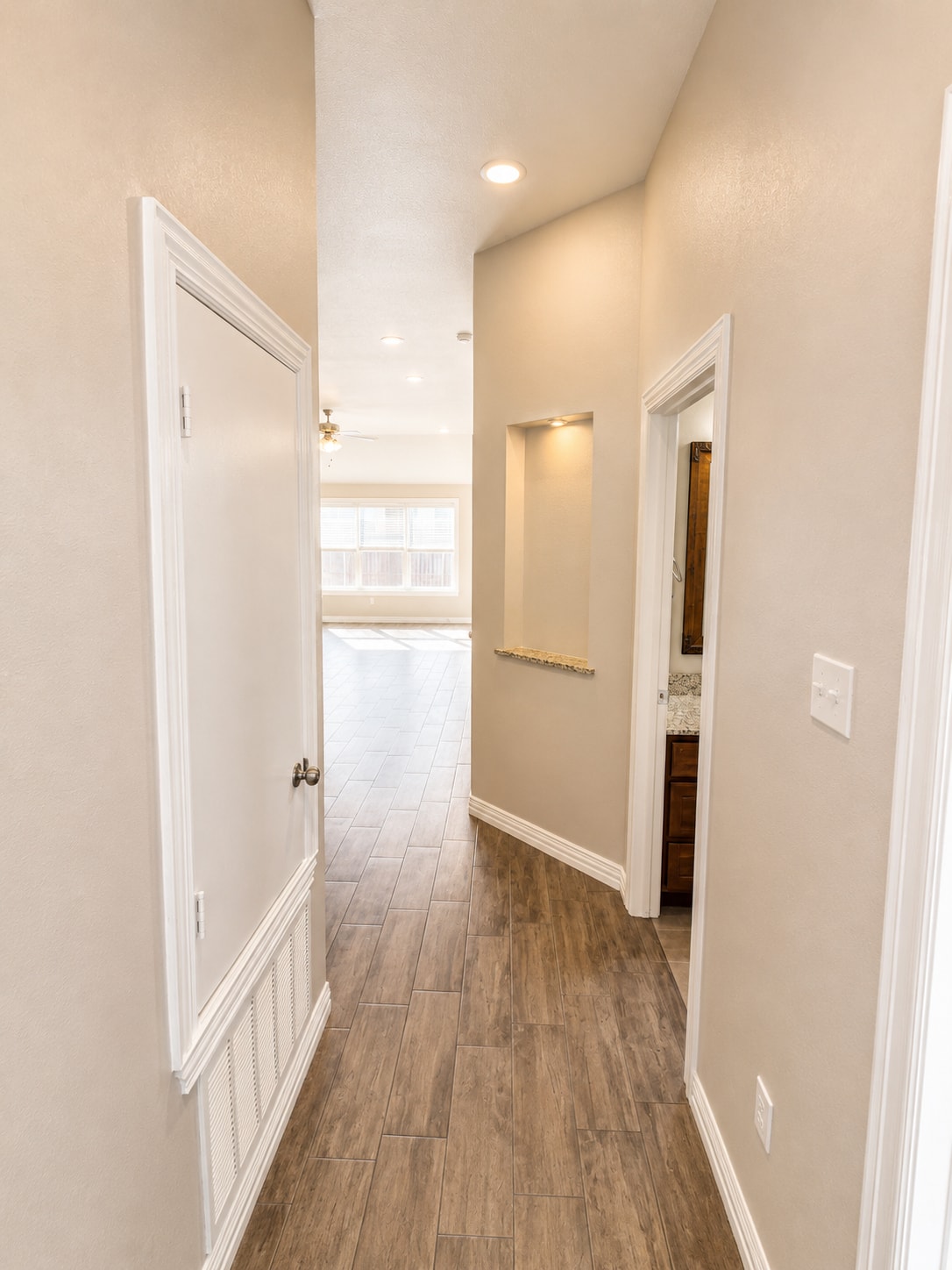 3230 South 13th Street 2 Beds Apartment for Rent - Photo gallery 2