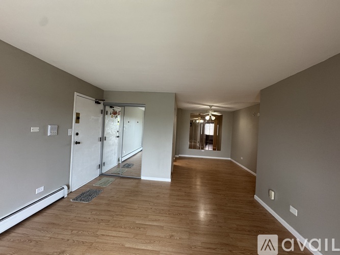 252 Shorewood Dr. 1 Condo for Rent - Photo gallery 4
