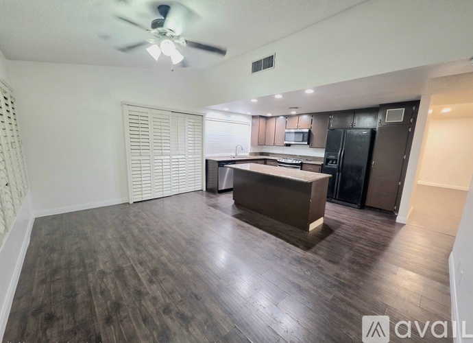 E Reno Ave 3 Beds Single Family Home for Rent - Photo gallery 2