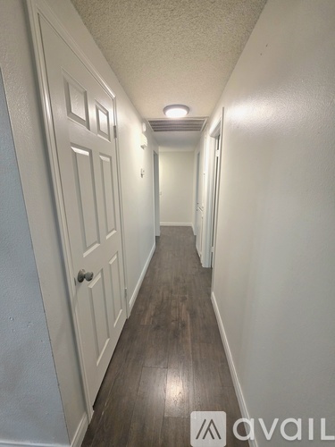 E Reno Ave 3 Beds Single Family Home for Rent - Photo gallery 4
