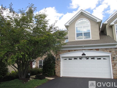 110 Sagewood Dr 3 Beds Apartment for Rent