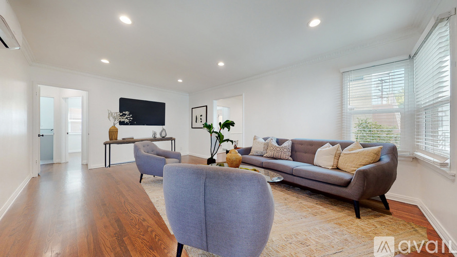 3368 Rowena Ave 1 Apartment for Rent - Photo gallery 1