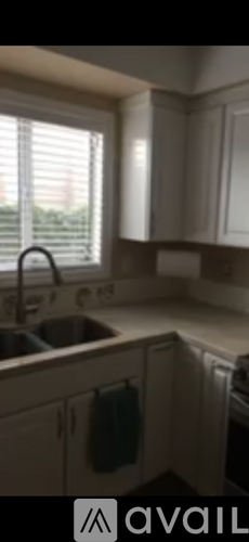 9220 Elm Vista Drive 3 Beds Single Family Home for Rent - Photo gallery 3