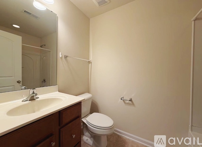 12 Pocono Dr 2 Beds Townhouse for Rent - Photo gallery 4