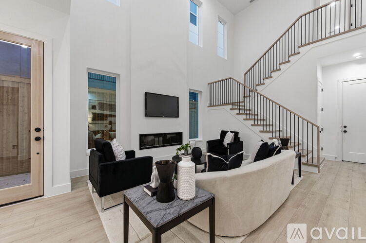 815 Bayonne St 3 Beds Single Family Home for Rent - Photo gallery 2