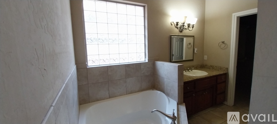 17020 Wales Green Ave 4 Beds Single Family Home for Rent - Photo gallery 4