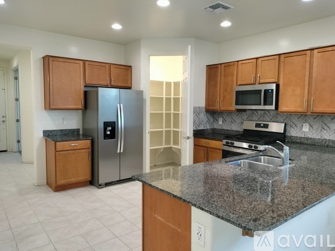 20415 East Domingo Road 5 Beds Single Family Home for Rent - Photo gallery 3