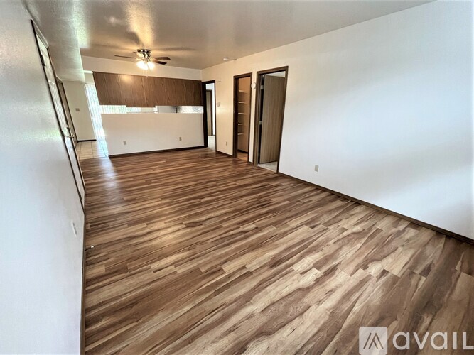 D St 2 Beds Apartment for Rent - Photo gallery 5