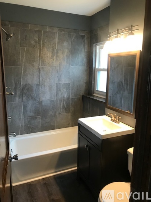 2513 Fremont Avenue North 4 Beds Apartment for Rent - Photo gallery 4