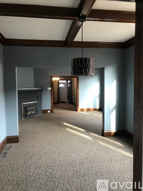 2513 Fremont Avenue North 4 Beds Apartment for Rent - Photo gallery 5