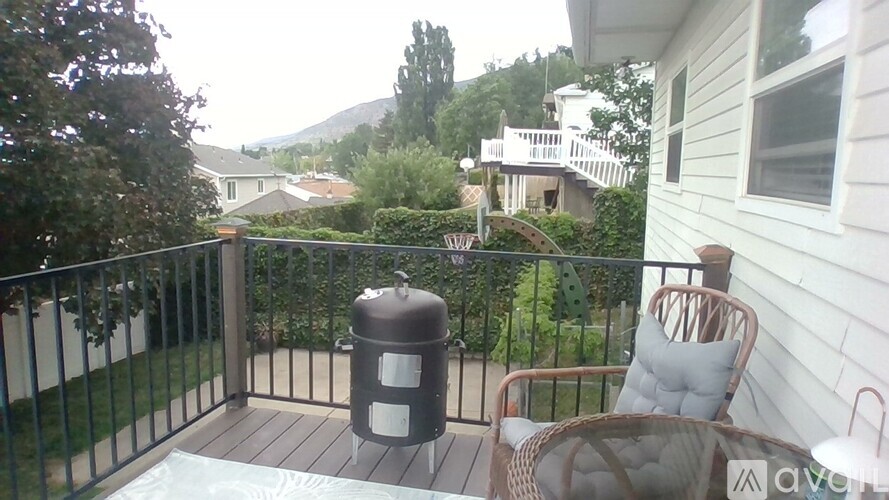747 East Hills Drive North 4 Beds Single Family Home for Rent - Photo gallery 4