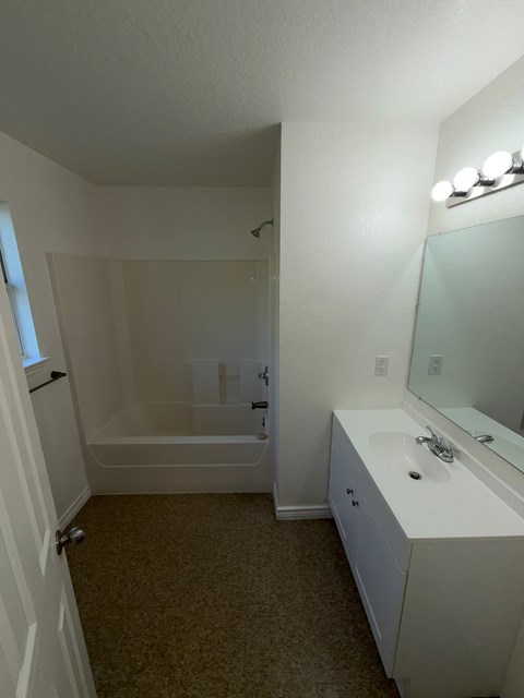 212 South 12Th Street 3 Beds Apartment for Rent