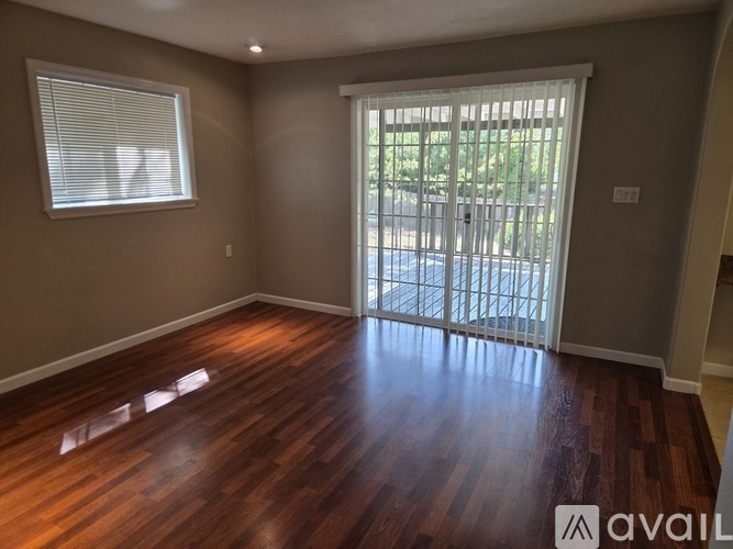 550 South 4th Street 3 Beds Single Family Home for Rent - Photo gallery 1