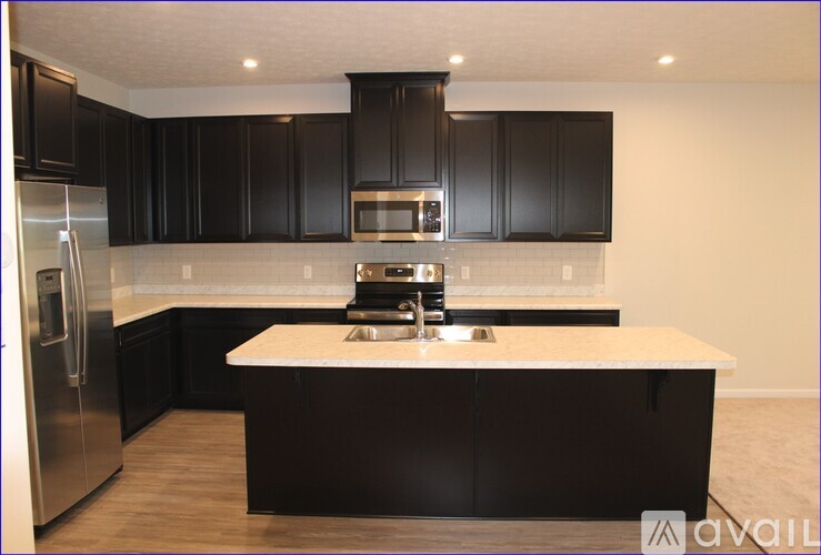 1108 Meadow Run 3 Beds Townhouse for Rent - Photo gallery 4