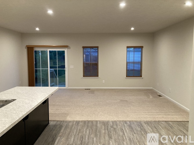 1108 Meadow Run 3 Beds Townhouse for Rent - Photo gallery 5