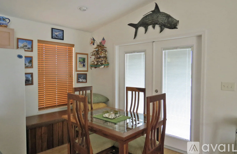 11 Flamingo Rd 3 Beds Single Family Home for Rent - Photo gallery 5