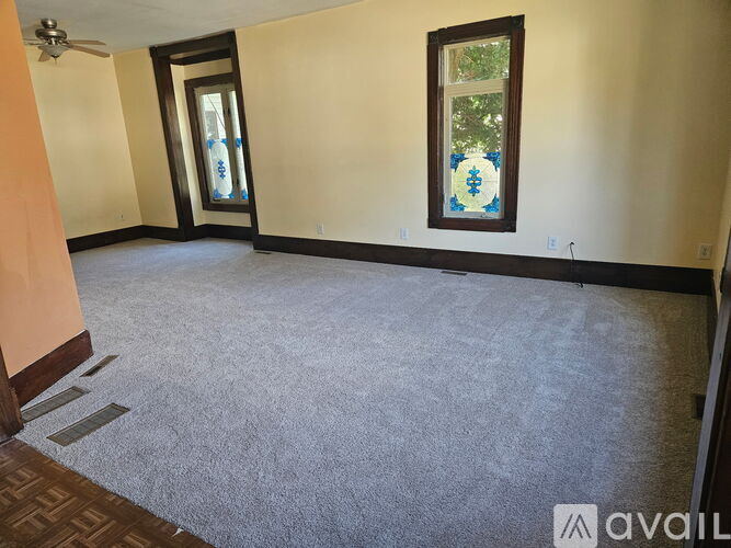 121 2nd Street South 4 Beds Single Family Home for Rent - Photo gallery 3