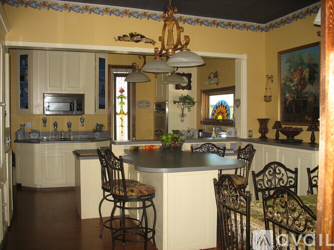 121 2nd Street South 4 Beds Single Family Home for Rent - Photo gallery 4
