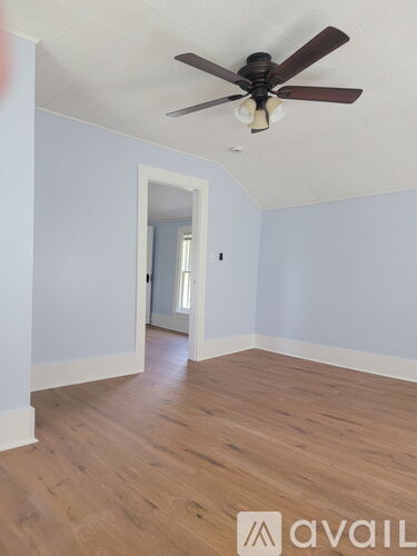 20 East Courtney Street 1 Apartment for Rent - Photo gallery 4