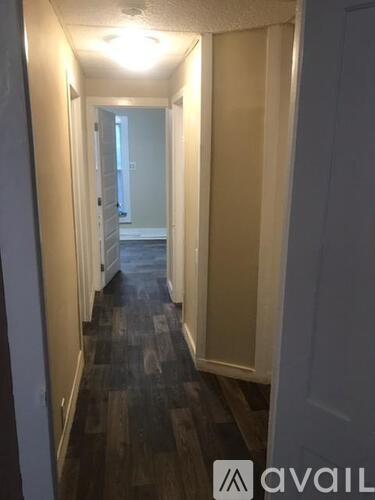 805 Emery Street 4 Beds Single Family Home for Rent - Photo gallery 3